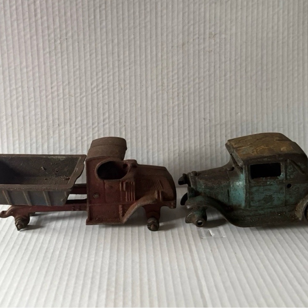 Antique cast iron ? Heavy Toy Truck Set - Rusted, Brown & Green incomplete parts